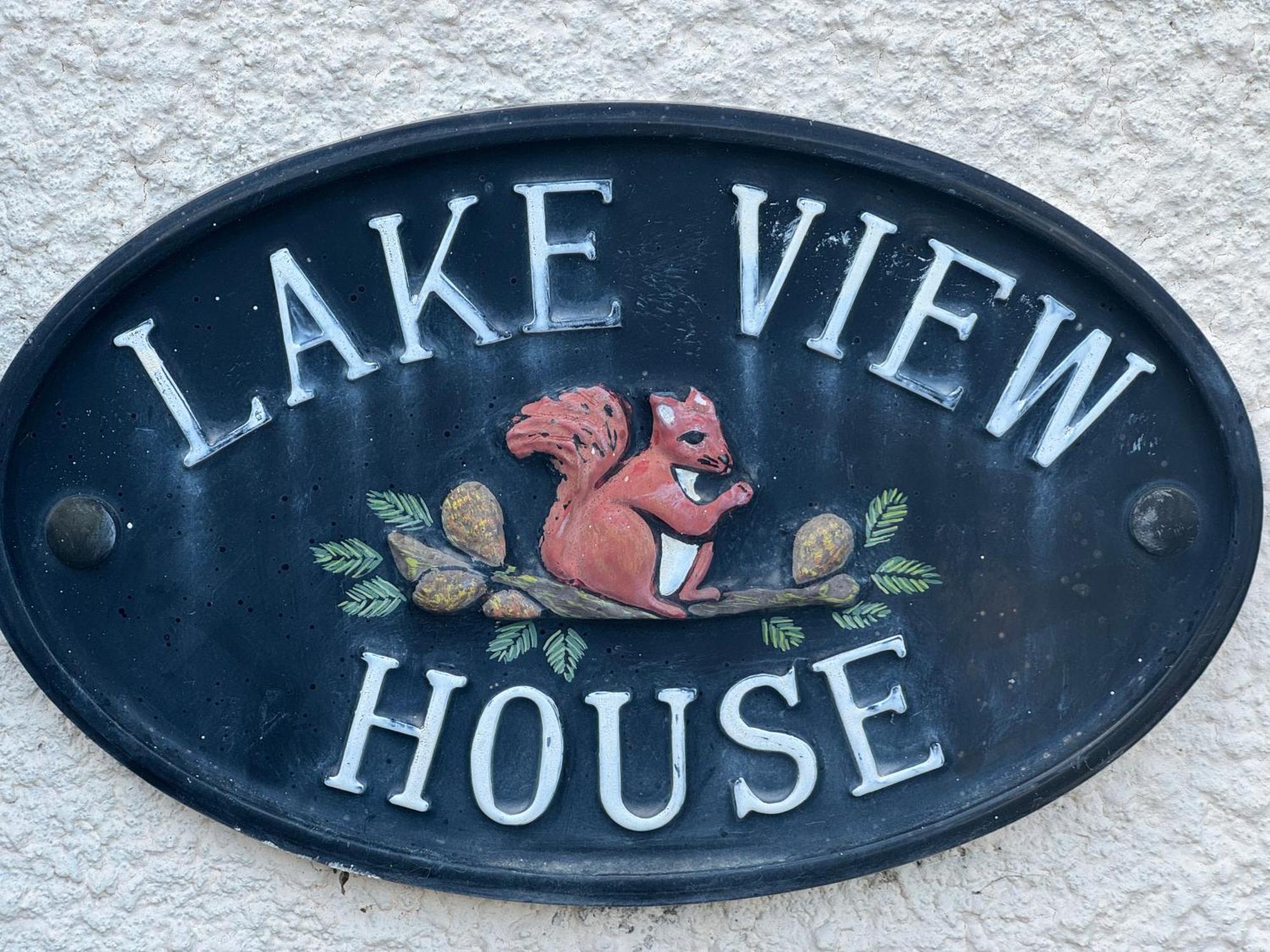 Suitecastlelakeview 2 Беллано Экстерьер фото